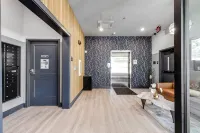 Evelyn 319 - Beautiful brand-new 1BR in beautiful Forest Hill - balcony
