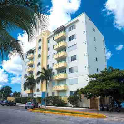 Fabulous Beachfront Home-Family Friendly, Las Brisas 402 Reduc min stay 3 days Hotel Exterior