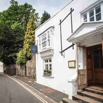 The Angel Inn, Petworth Hotel Exterior
