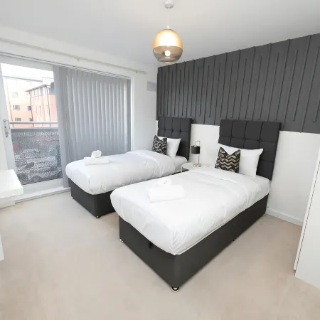 Grand Station Suite Отели в г. Уольверхэмптон