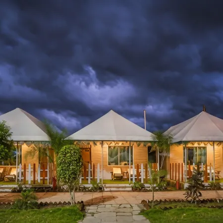 The Royal Heritage Tent Resort- Tent City Kevadia