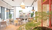 The Green Elephant Hostel & Spa - breakfast