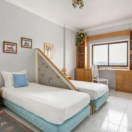 GuestReady - Vibrant flat with balcony Отели в г. Альмада