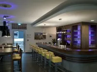 Holiday Inn Express BREMEN AIRPORT by IHG - Barer