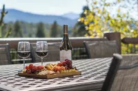 Luxury Keystone Riverfront House w/ Hot Tub, Mountain Views, Golf & Ski Access