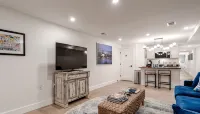☆990ft² ☆Heart of Georgetown☆99 Walk Score☆<1 min→Shops☆Smart TV☆ - Bungalow