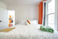 Top Rated-Parking Free-PRIME Location -CLEAN - บังกะโล