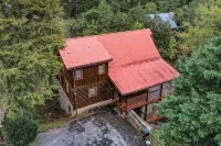 Family Cabin with Hot Tub, Game Room & Pool Access - Chalets