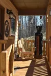 Private Retreat on 7 Acres, Mountain Views, Firepit, King Bed, Sleeps 6.