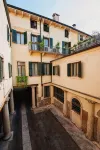 Massimago Wine Suites - Bed and Breakfasts