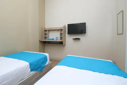 Cozrooms Near Mrt, Plaza Indonesia, and Grand Indonesia