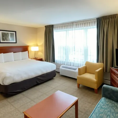 Smart Suites, Ascend Hotel Collection