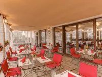Avis Hotel by WS Group Hotels near S-Park