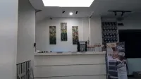 Airport Hotel - 2-Star
