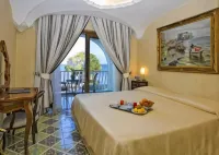 Strand Hotel Delfini