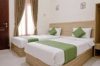 Yutaka Inn El Reyshi Banyuwangi - parcheggio