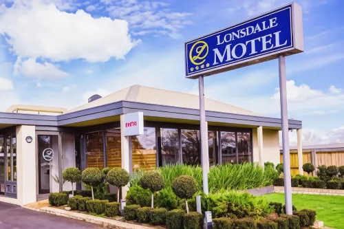 Hamilton Lonsdale Motel - parking