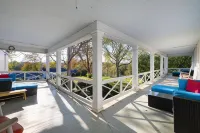 The Estate at Meander - 4-Star