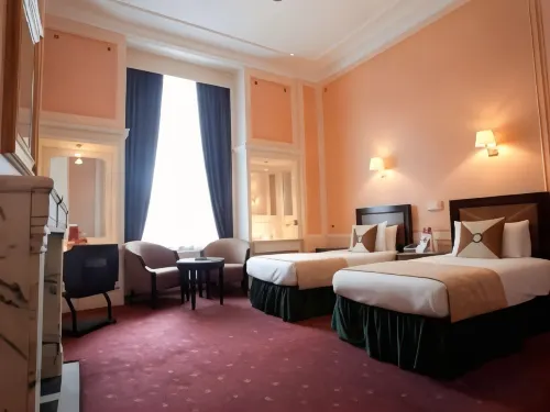 Adelphi Hotel - Pensions
