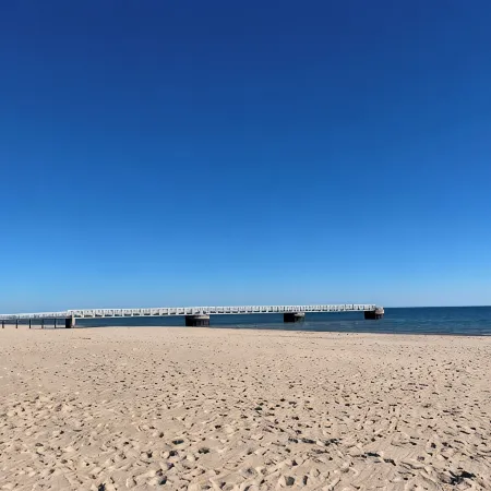 Remodeled 5Br Downtown Oscoda - Walk to Lake Huron Beach - Sleeps 13 - Fire Pit