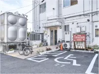 Okasan Hotel - parking