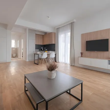 Two Bedroom Apartment with Sea View Jake