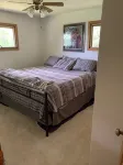 House on Lake Darling - Homestays
