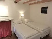 Wonderful Stay Near the Beach/Sea - Homestays