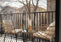 Quick Path Access-NYC Metlife Stadium Traveler’s 3Br Modern Designer Home - Balcony