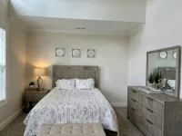Hidden Retreat Luxury Townhome - 3 Bd/2.5Ba 1 Mi to I24, 5 Mi to Shopping & MTSU