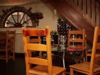 Rooms at the Nook - breakfast