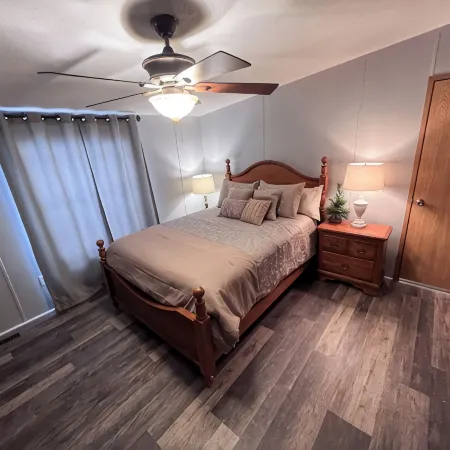 Stream-Front Serenity: Relax with the family at this peaceful place to stay!