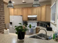 Three Bedroom, Sanitized, Pet Friendly Bungalow - Bungalows