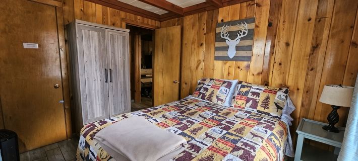 Grizzly’s Getaway in the Mountains! 45 minutes to white sands.,  Dogs Welcome Hotels in Cloudcroft