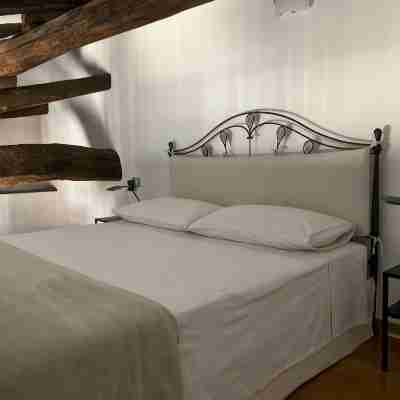 Serendipity When Love is Magic Rooms