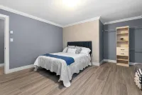 All New Retro Design Carriage House on the Fraser River - Wifi
