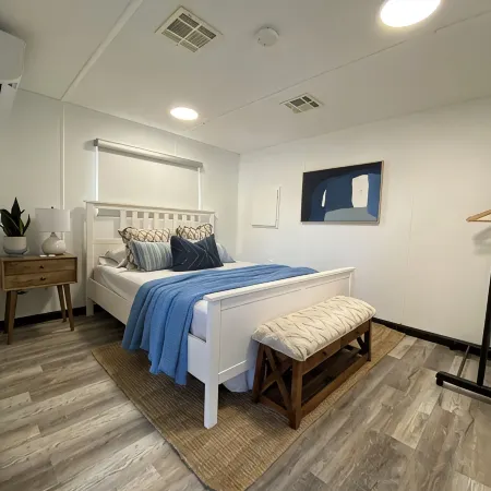 Cozy 2-bedroom apartment in charming Arecibo with WiFi, AC