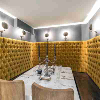 Spacious Luxury Georgian Townhouse in the heart of Bath Dining/Meeting Rooms