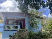 Peaceful, fully renovated home that is solar powered! Hotels in Calvache
