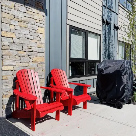 Joe’s Brand New 2 King Bedrooms Townhome in Canmore (License: Res-10681)