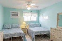Spacious Beachfront Ocean View Condo Free Linens  Fall Festivals - Homestays