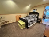 High Peaks Hideaway - minutes from Whiteface Mt!