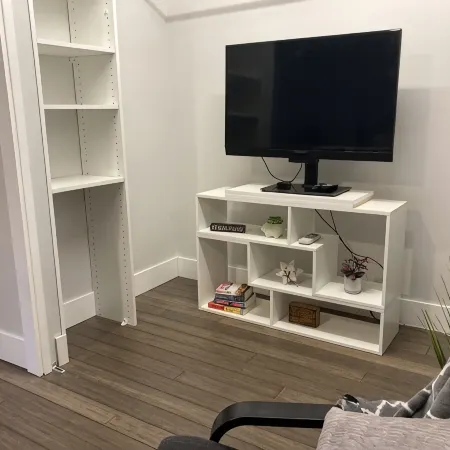 Bay Town Studio: Hospitality by the Bay!