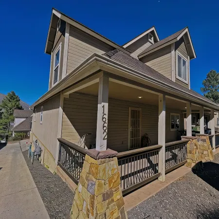 Hillside Home: Amazing Views w/ Big Deck 5 Min. From Downtown + Trailheads!