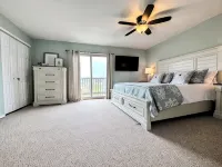 Coastal Soul - Beach block, on cul-de-sac street, pet friendly. - 4-Star