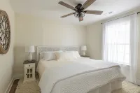 Cozy Cottage in the heart of Louisville, NE - Homestays