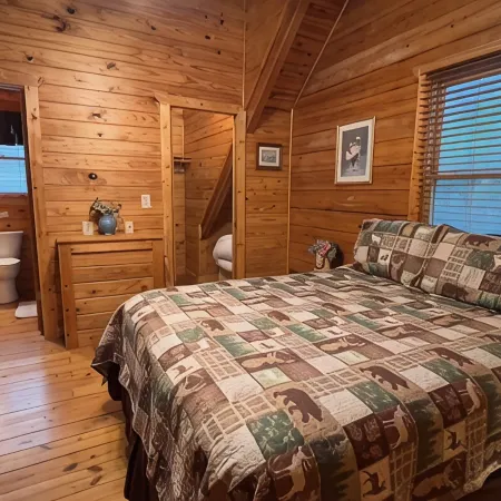 Stay for Independence Day at Pike's Peak - Wifi and Hot Tub! - Callaway Gardens