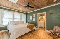 Walkable to Everything in Downtown New Braunfels! Restored 1850s German Home - B - 4-Star