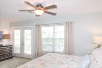 Luxury Beach House, Private Salt Pool. Walk to the Private Beach - balcony