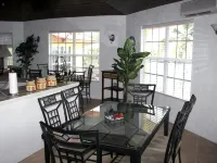 Tequila Sunset-Only Beach Front Home in Oleander Gardens - Phòng Gym
